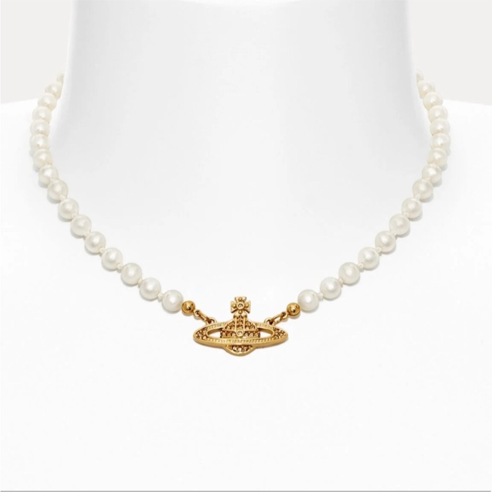 Vivienne Westwood Pearl Necklace